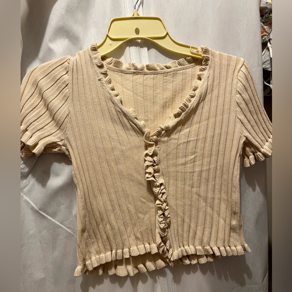 Ruffled top